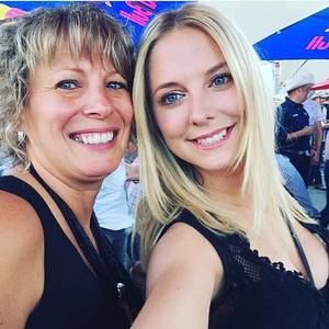 Meet your Posher, Ali